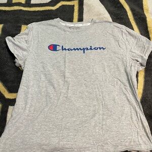 Champion t-shirt